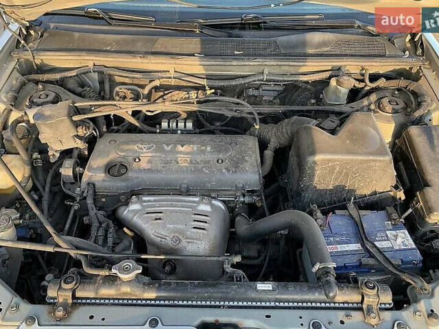 Серый Тойота Хайлендер, объемом двигателя 2.4 л и пробегом 300 тыс. км за 7700 $, фото 14 на Automoto.ua