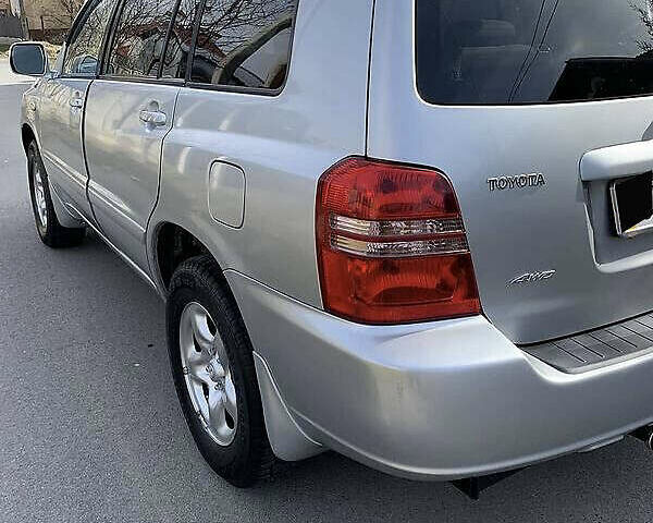 Серый Тойота Хайлендер, объемом двигателя 2.4 л и пробегом 300 тыс. км за 7700 $, фото 15 на Automoto.ua