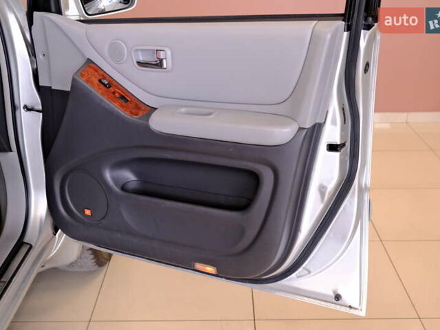 Тойота Хайлендер 2007 в Одессе на Automoto.ua Серый Тойота Хайлендер, объемом двигателя 3.3 л и пробегом 191 тыс. км за 8900 $, фото 40 на Automoto.ua