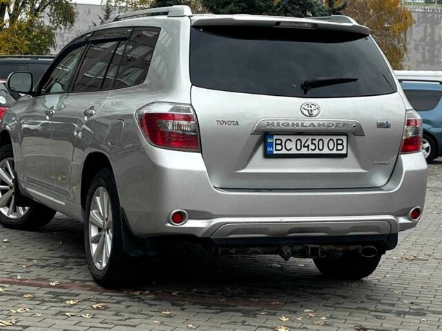 Тойота Хайлендер 2008 в Днепре (Днепропетровске) на Automoto.ua Серый Тойота Хайлендер, объемом двигателя 3.3 л и пробегом 217 тыс. км за 9800 $, фото 2 на Automoto.ua