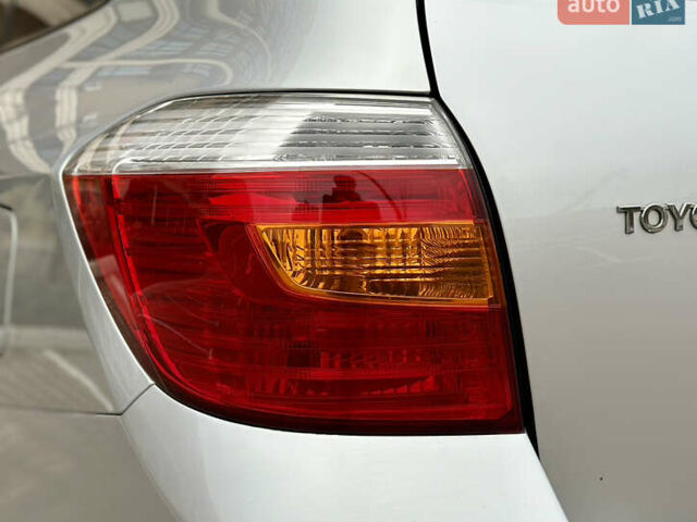 Сірий Тойота Хайлендер, об'ємом двигуна 3.5 л та пробігом 222 тис. км за 11890 $, фото 19 на Automoto.ua
