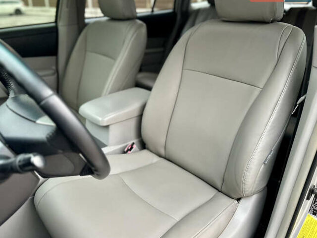 Сірий Тойота Хайлендер, об'ємом двигуна 3.5 л та пробігом 222 тис. км за 11890 $, фото 40 на Automoto.ua