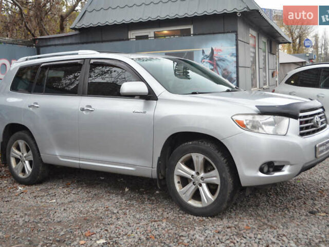 Серый Тойота Хайлендер, объемом двигателя 3.5 л и пробегом 221 тыс. км за 11500 $, фото 4 на Automoto.ua