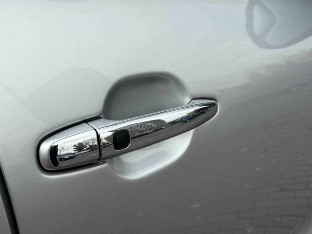 Тойота Хайлендер 2008 в Днепре (Днепропетровске) на Automoto.ua Серый Тойота Хайлендер, объемом двигателя 3.3 л и пробегом 217 тыс. км за 9800 $, фото 17 на Automoto.ua