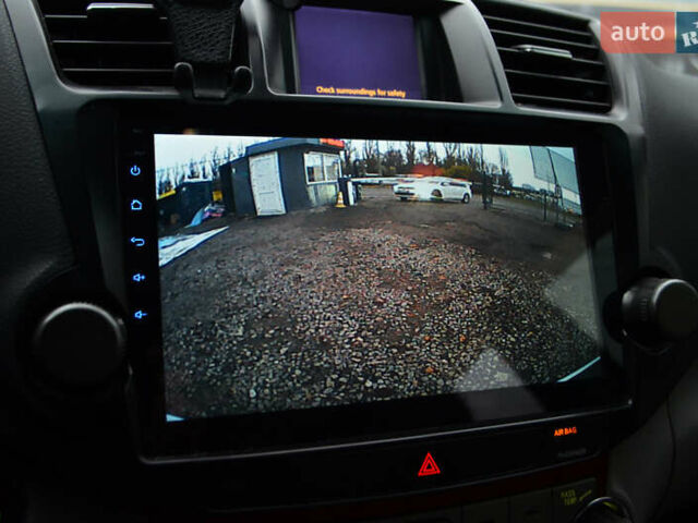 Серый Тойота Хайлендер, объемом двигателя 3.5 л и пробегом 221 тыс. км за 11500 $, фото 18 на Automoto.ua