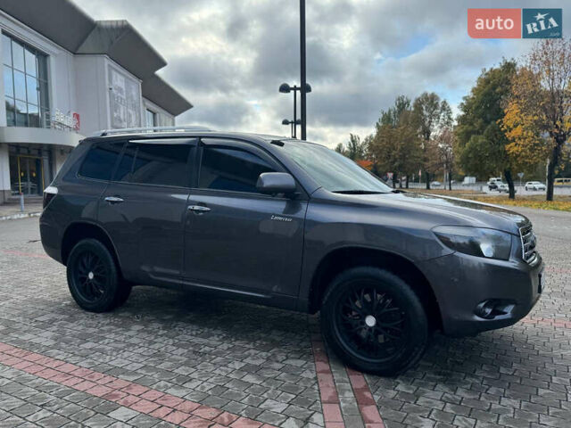 Тойота Хайлендер 2008 в Днепре (Днепропетровске) на Automoto.ua Серый Тойота Хайлендер, объемом двигателя 3.46 л и пробегом 192 тыс. км за 13500 $, фото 1 на Automoto.ua