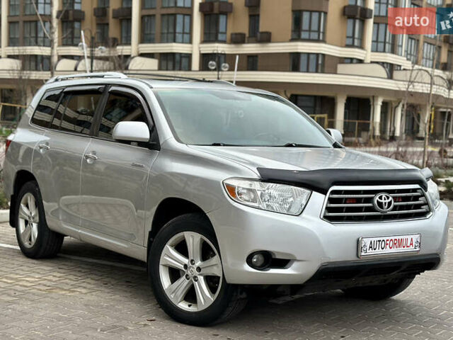 Сірий Тойота Хайлендер, об'ємом двигуна 3.5 л та пробігом 222 тис. км за 11890 $, фото 3 на Automoto.ua