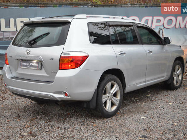 Серый Тойота Хайлендер, объемом двигателя 3.5 л и пробегом 221 тыс. км за 11500 $, фото 5 на Automoto.ua