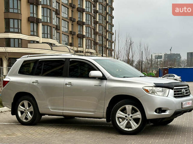 Сірий Тойота Хайлендер, об'ємом двигуна 3.5 л та пробігом 222 тис. км за 11890 $, фото 2 на Automoto.ua