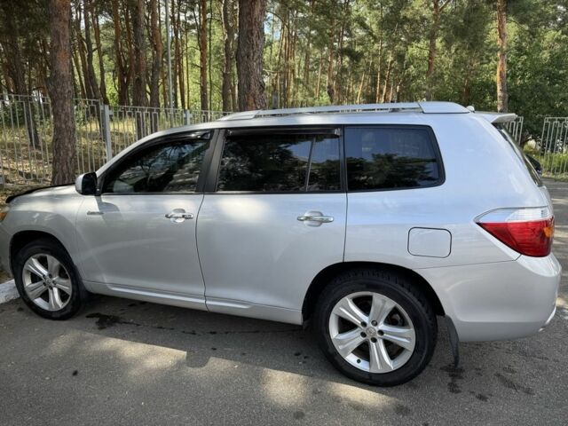 Сірий Тойота Хайлендер, об'ємом двигуна 3.5 л та пробігом 1 тис. км за 13500 $, фото 9 на Automoto.ua