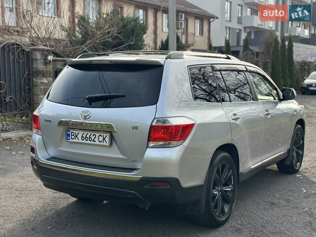 Сірий Тойота Хайлендер, об'ємом двигуна 3.46 л та пробігом 289 тис. км за 15499 $, фото 15 на Automoto.ua