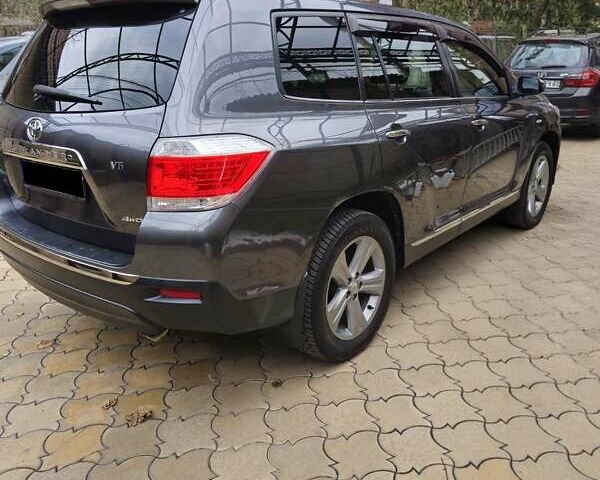 Сірий Тойота Хайлендер, об'ємом двигуна 3.5 л та пробігом 154 тис. км за 20400 $, фото 15 на Automoto.ua