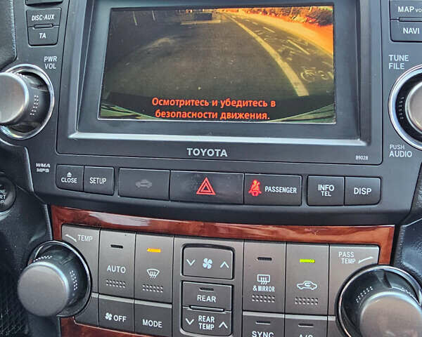 Серый Тойота Хайлендер, объемом двигателя 3.5 л и пробегом 215 тыс. км за 12700 $, фото 32 на Automoto.ua