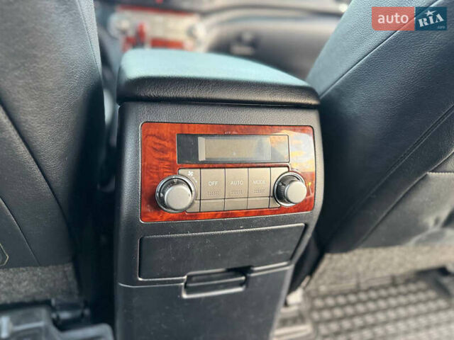 Серый Тойота Хайлендер, объемом двигателя 3.46 л и пробегом 206 тыс. км за 13800 $, фото 28 на Automoto.ua