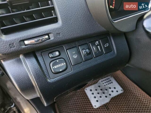 Серый Тойота Хайлендер, объемом двигателя 3.5 л и пробегом 272 тыс. км за 16999 $, фото 16 на Automoto.ua