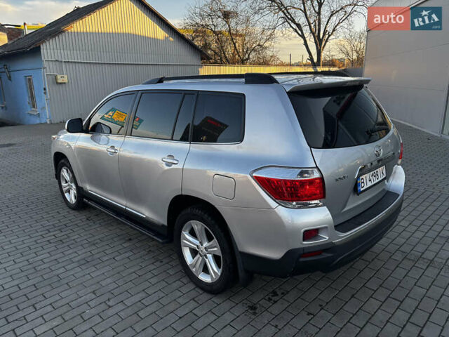 Серый Тойота Хайлендер, объемом двигателя 3.5 л и пробегом 244 тыс. км за 14000 $, фото 7 на Automoto.ua