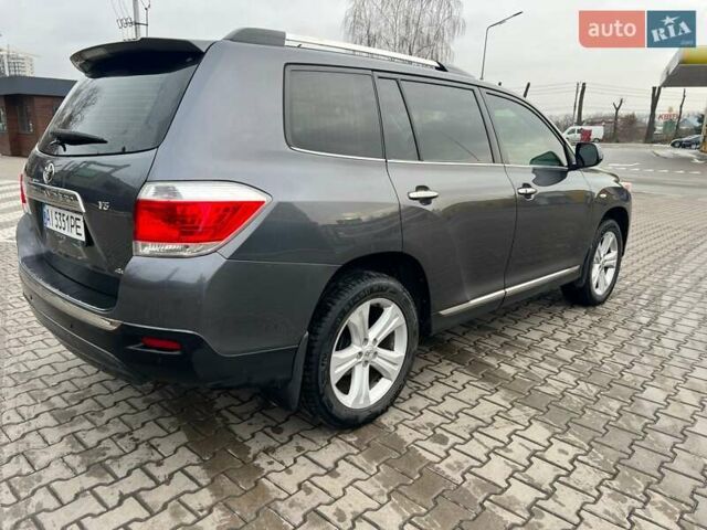 Серый Тойота Хайлендер, объемом двигателя 3.46 л и пробегом 252 тыс. км за 16900 $, фото 6 на Automoto.ua