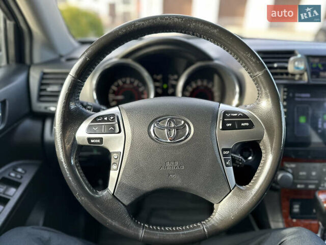 Серый Тойота Хайлендер, объемом двигателя 3.46 л и пробегом 290 тыс. км за 14999 $, фото 43 на Automoto.ua