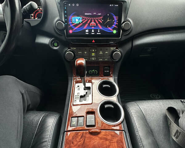 Серый Тойота Хайлендер, объемом двигателя 3.46 л и пробегом 290 тыс. км за 14999 $, фото 34 на Automoto.ua