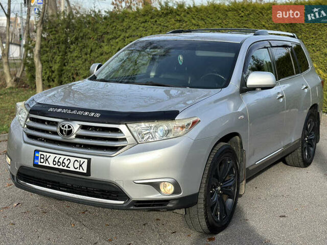 Сірий Тойота Хайлендер, об'ємом двигуна 3.46 л та пробігом 289 тис. км за 15499 $, фото 18 на Automoto.ua