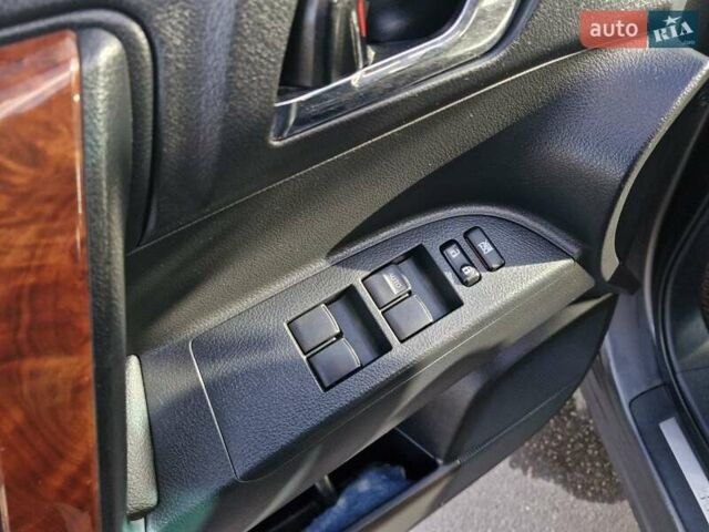 Серый Тойота Хайлендер, объемом двигателя 3.5 л и пробегом 272 тыс. км за 16999 $, фото 14 на Automoto.ua