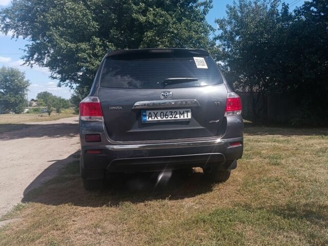Сірий Тойота Хайлендер, об'ємом двигуна 3.5 л та пробігом 270 тис. км за 16500 $, фото 7 на Automoto.ua