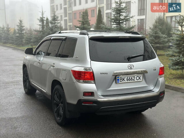 Серый Тойота Хайлендер, объемом двигателя 3.46 л и пробегом 290 тыс. км за 14999 $, фото 10 на Automoto.ua