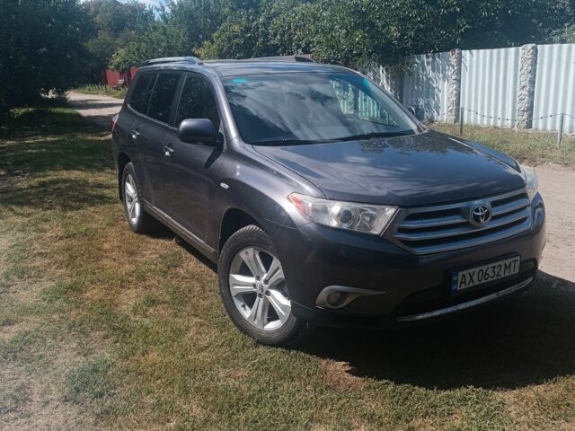 Сірий Тойота Хайлендер, об'ємом двигуна 3.5 л та пробігом 270 тис. км за 16500 $, фото 5 на Automoto.ua