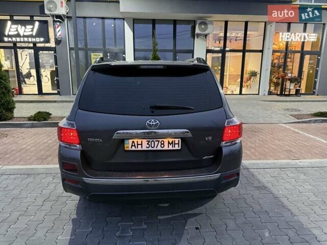 Серый Тойота Хайлендер, объемом двигателя 3.46 л и пробегом 205 тыс. км за 12700 $, фото 12 на Automoto.ua