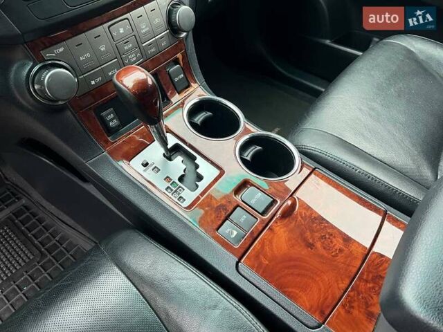 Серый Тойота Хайлендер, объемом двигателя 3.46 л и пробегом 235 тыс. км за 18490 $, фото 18 на Automoto.ua