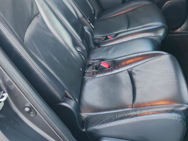 Сірий Тойота Хайлендер, об'ємом двигуна 2.2 л та пробігом 275 тис. км за 18300 $, фото 20 на Automoto.ua