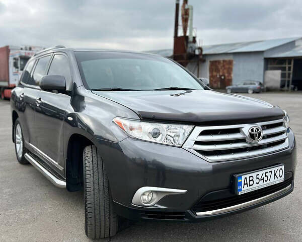 Серый Тойота Хайлендер, объемом двигателя 3.46 л и пробегом 146 тыс. км за 18500 $, фото 7 на Automoto.ua