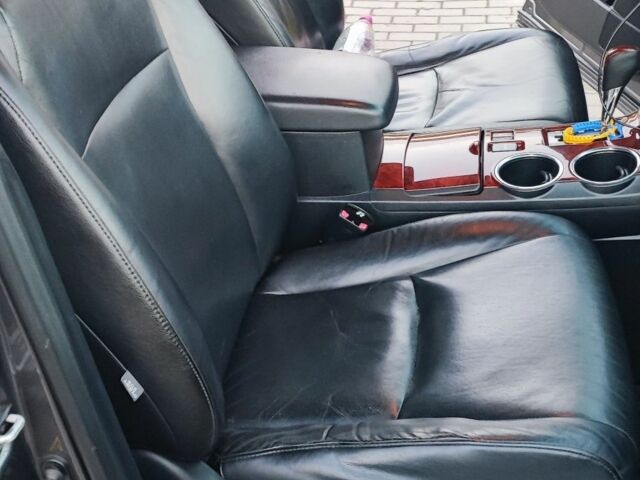 Сірий Тойота Хайлендер, об'ємом двигуна 2.2 л та пробігом 275 тис. км за 18300 $, фото 19 на Automoto.ua