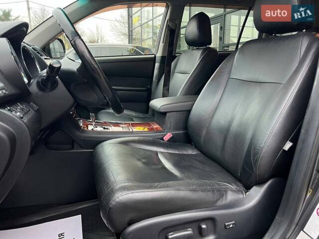 Сірий Тойота Хайлендер, об'ємом двигуна 3.46 л та пробігом 247 тис. км за 17900 $, фото 9 на Automoto.ua