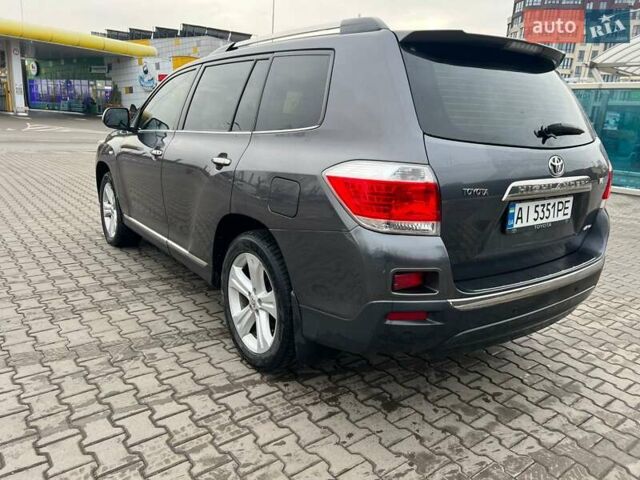 Серый Тойота Хайлендер, объемом двигателя 3.46 л и пробегом 252 тыс. км за 16900 $, фото 7 на Automoto.ua