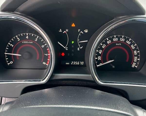 Сірий Тойота Хайлендер, об'ємом двигуна 3.46 л та пробігом 235 тис. км за 18999 $, фото 7 на Automoto.ua
