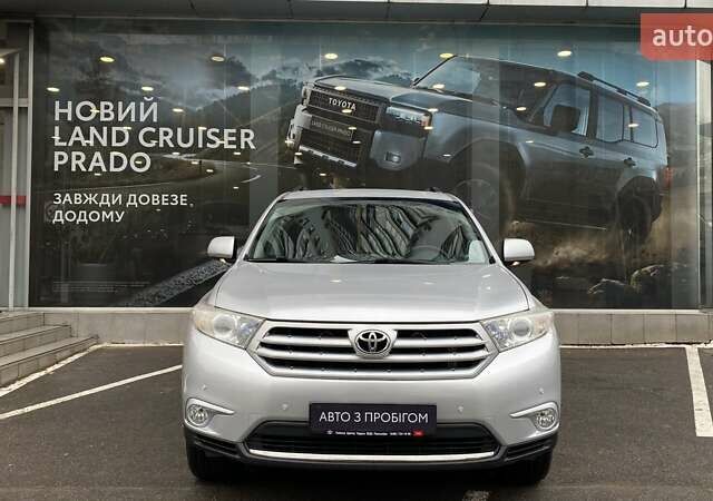 Серый Тойота Хайлендер, объемом двигателя 3.46 л и пробегом 204 тыс. км за 16619 $, фото 4 на Automoto.ua