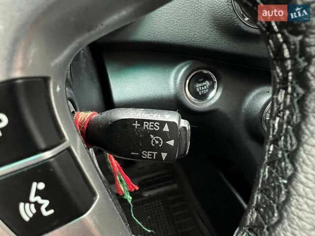 Серый Тойота Хайлендер, объемом двигателя 3.46 л и пробегом 235 тыс. км за 18490 $, фото 16 на Automoto.ua