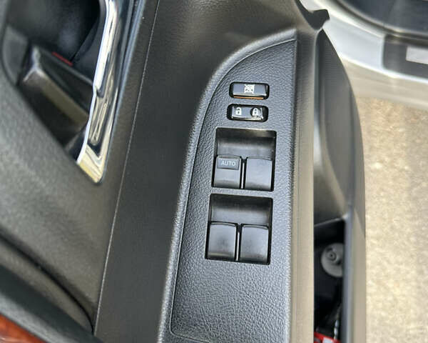 Серый Тойота Хайлендер, объемом двигателя 3.46 л и пробегом 290 тыс. км за 14999 $, фото 59 на Automoto.ua