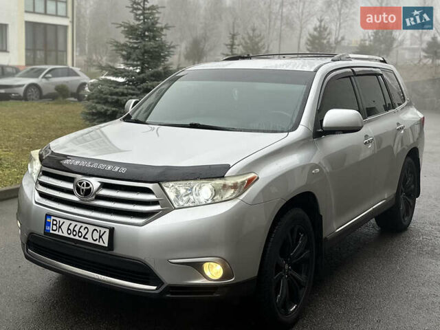 Серый Тойота Хайлендер, объемом двигателя 3.46 л и пробегом 290 тыс. км за 14999 $, фото 14 на Automoto.ua