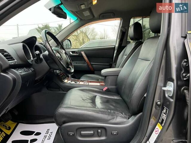 Сірий Тойота Хайлендер, об'ємом двигуна 3.46 л та пробігом 247 тис. км за 17900 $, фото 8 на Automoto.ua