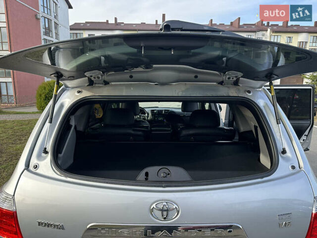 Сірий Тойота Хайлендер, об'ємом двигуна 3.46 л та пробігом 289 тис. км за 15499 $, фото 26 на Automoto.ua