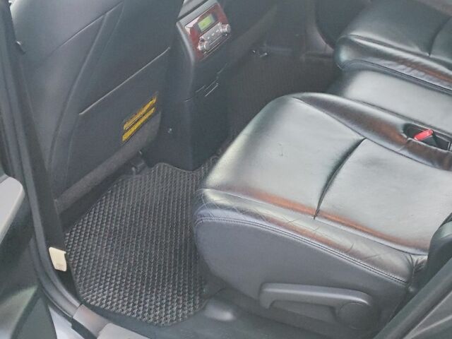 Сірий Тойота Хайлендер, об'ємом двигуна 2.2 л та пробігом 275 тис. км за 18300 $, фото 15 на Automoto.ua