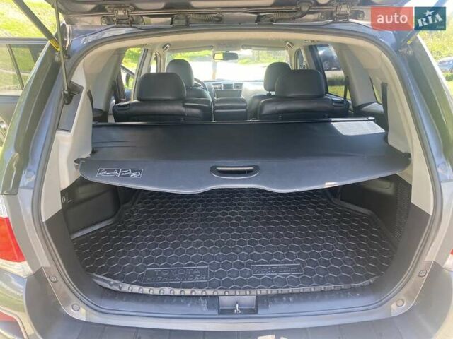 Серый Тойота Хайлендер, объемом двигателя 3.46 л и пробегом 210 тыс. км за 17900 $, фото 16 на Automoto.ua