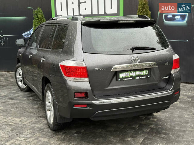Серый Тойота Хайлендер, объемом двигателя 3.5 л и пробегом 240 тыс. км за 15800 $, фото 44 на Automoto.ua