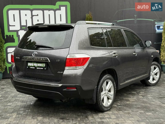 Серый Тойота Хайлендер, объемом двигателя 3.5 л и пробегом 240 тыс. км за 15800 $, фото 51 на Automoto.ua