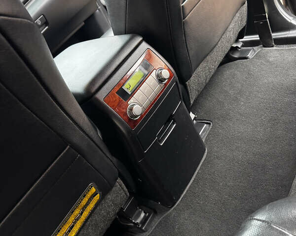 Серый Тойота Хайлендер, объемом двигателя 3.5 л и пробегом 180 тыс. км за 20500 $, фото 17 на Automoto.ua