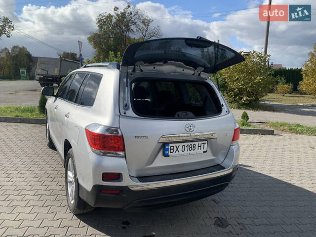 Серый Тойота Хайлендер, объемом двигателя 3.46 л и пробегом 135 тыс. км за 17500 $, фото 6 на Automoto.ua