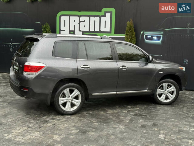 Серый Тойота Хайлендер, объемом двигателя 3.5 л и пробегом 240 тыс. км за 15800 $, фото 48 на Automoto.ua
