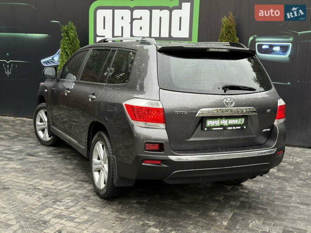 Серый Тойота Хайлендер, объемом двигателя 3.5 л и пробегом 240 тыс. км за 15800 $, фото 46 на Automoto.ua